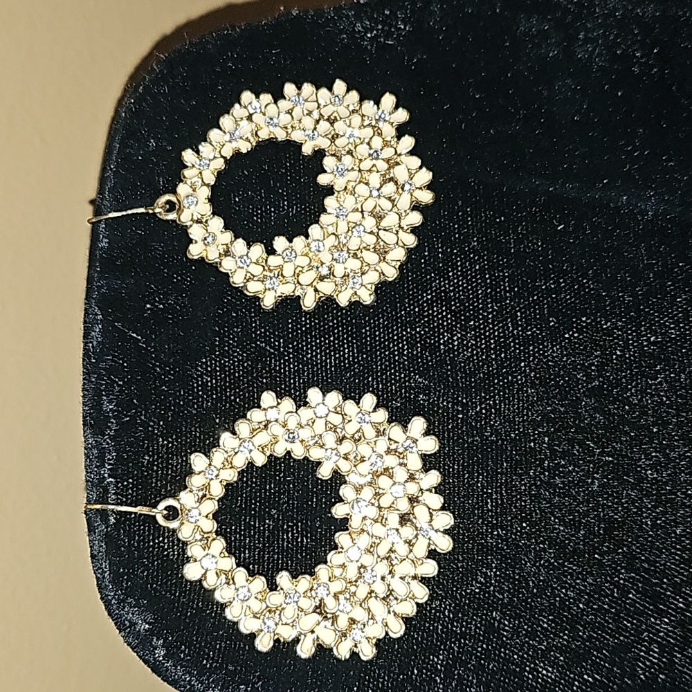 Floral goldtone and rhinestone earrings
